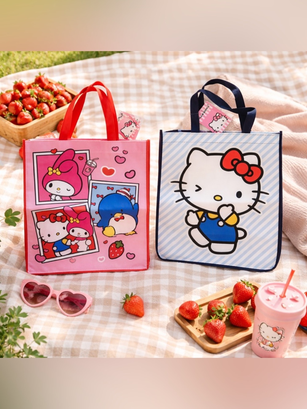 Hello Kitty & Friends Reusable Shopping Bags Set of 2 NWT Pink Tote 15” x 13.5”